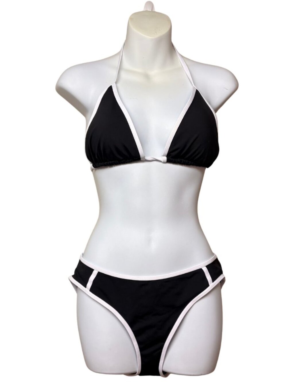 NWT - BECCA Black and White Bikini Women's Large